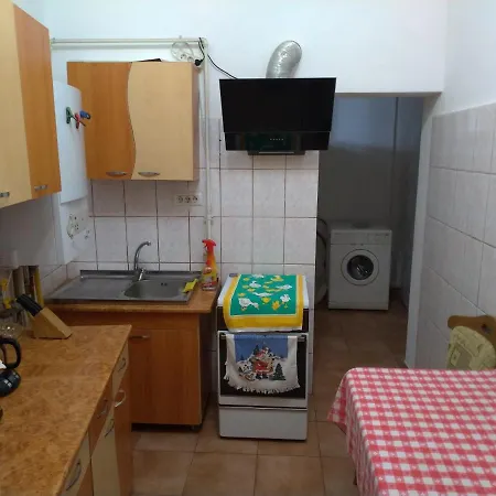 Ferdinand, Ultracentral Constanta, 2 Camere, Max 4 Persoane Apartment